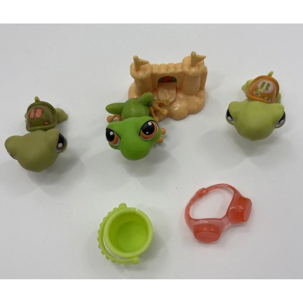 Littlest Pet‎ Shop #264 #7 #350 Green Frogs Sandcastle LPS Bucket Goggles